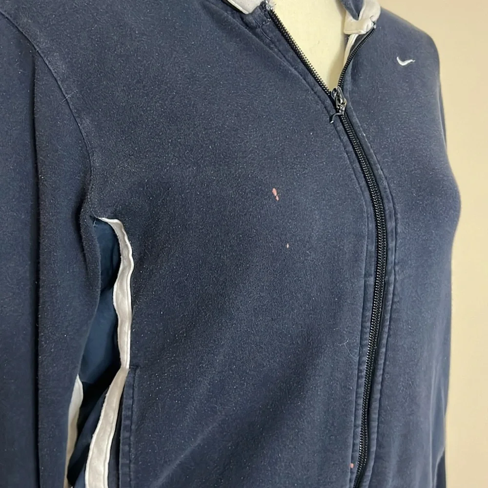 Nike Hoodie - Picture 5 of 6